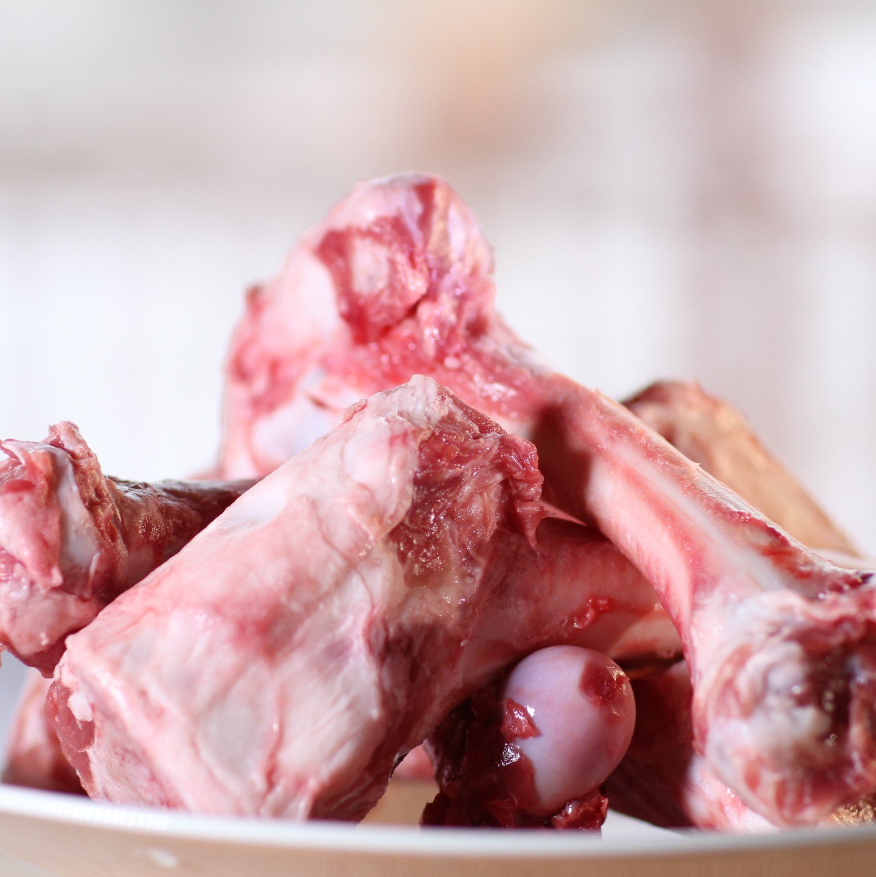 Lamb Bones - Per Kg
